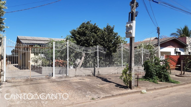 Casa com 2 Quartos à Venda, 210 m² em Jardim Botânico - Sinop