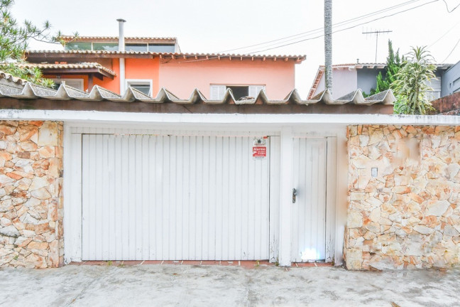 Casa com 3 Quartos à Venda, 199 m² em Indianópolis - São Paulo