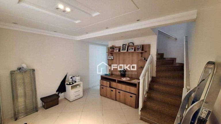 Imagem Sobrado com 3 Quartos à Venda ou Locação, 200 m² em Jardim Santa Mena - Guarulhos Imagem Sobrado com 3 Quartos à Venda ou Locação, 200 m² em Jardim Santa Mena - Guarulhos