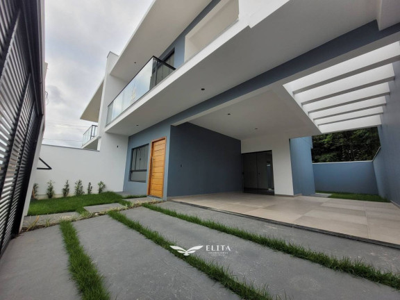 Sobrado com 3 Quartos à Venda, 128 m² em Itacolomi - Balneário Piçarras