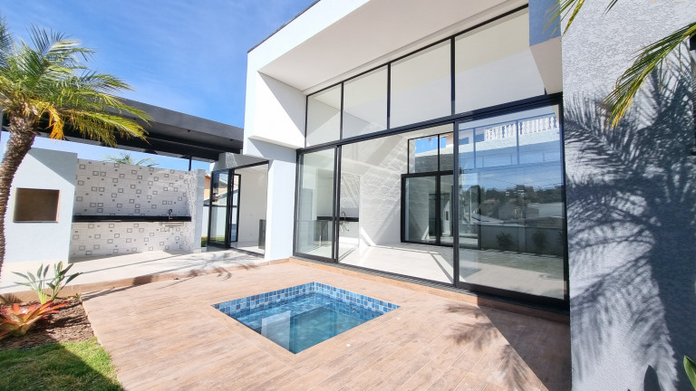 Casa com 3 Quartos à Venda, 235 m² em Jardim Paulista - Atibaia