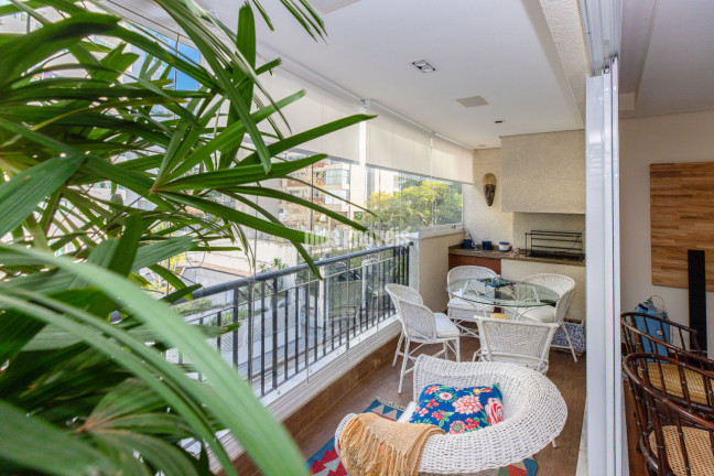 Apartamento com 2 Quartos à Venda, 129 m² em Real Parque - São Paulo