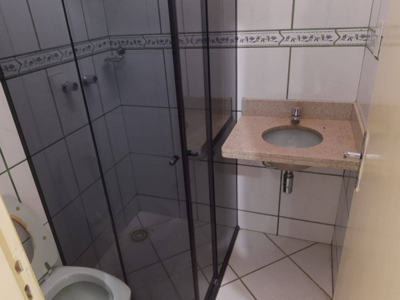 Imagem Casa com 3 Quartos à Venda, 368 m² em Lidice - Uberlândia