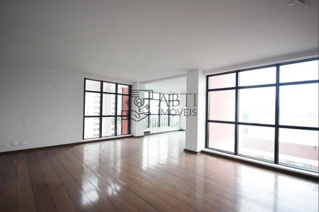 Imagem Apartamento com 3 Quartos à Venda, 237 m² em Real Parque - São Paulo
