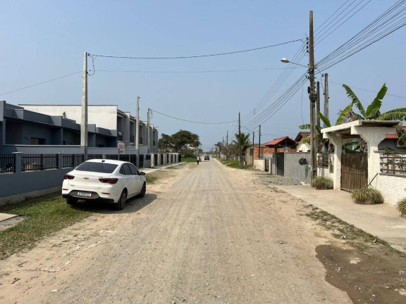 Imagem Casa com 2 Quartos à Venda, 47 m² em Centro - Balneário Barra Do Sul