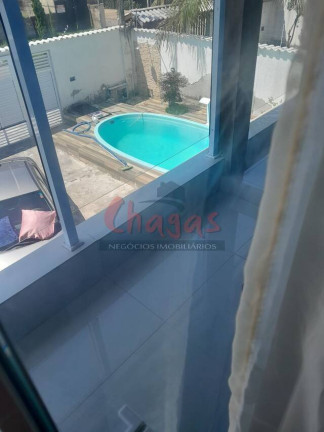 Imagem Sobrado com 5 Quartos à Venda, 200 m² em Martim De Sá - Caraguatatuba