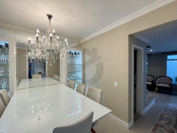 Imagem Casa de Condomínio com 3 Quartos à Venda, 150 m² em Santa Felicidade - Curitiba