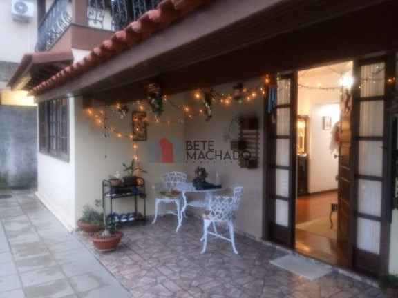 Imagem Casa com 4 Quartos à Venda, 402 m² em Agriões - Teresópolis Imagem Casa com 4 Quartos à Venda, 402 m² em Agriões - Teresópolis