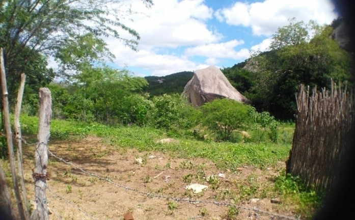 Imagem Terreno à Venda, 84 m² em Carapotos - Caruaru Imagem Terreno à Venda, 84 m² em Carapotos - Caruaru