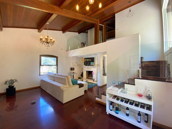 Imagem Casa com 6 Quartos à Venda, 300 m² em Albuquerque - Teresópolis Imagem Casa com 6 Quartos à Venda, 300 m² em Albuquerque - Teresópolis