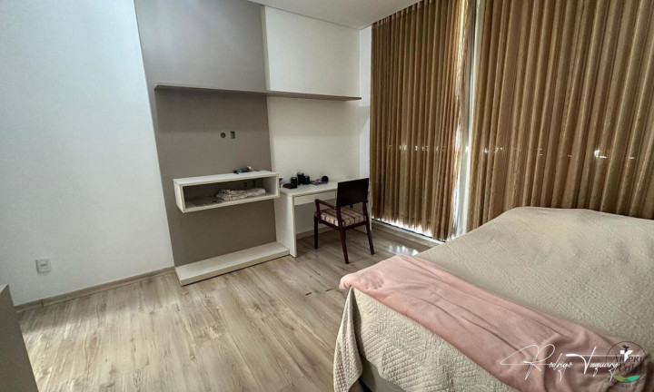 Imagem Sobrado com 7 Quartos à Venda, 400 m² em Residencial Aldeia Do Vale - Goiânia
