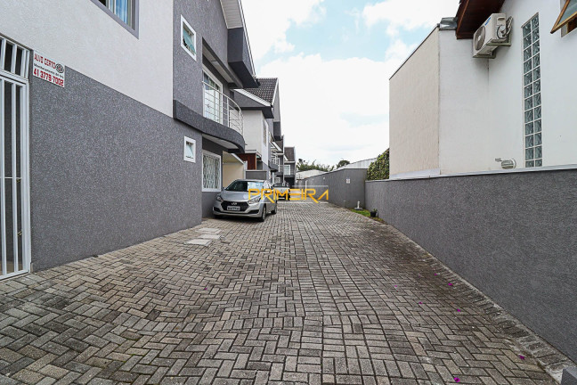 Imagem Sobrado com 3 Quartos à Venda, 187 m² em Pilarzinho - Curitiba