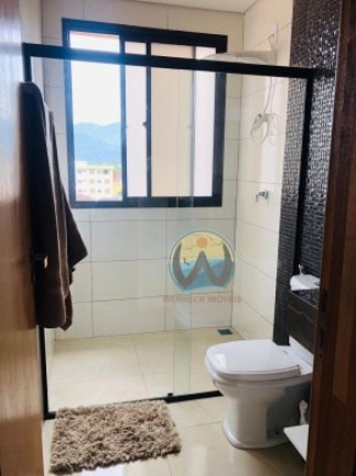 Imagem Imóvel com 4 Quartos à Venda, 152 m² em Centro - Ubatuba Imagem Imóvel com 4 Quartos à Venda, 152 m² em Centro - Ubatuba