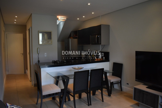 Imagem Imóvel com 2 Quartos à Venda, 75 m² em Região De Capivari - Campos Do Jordão Imagem Imóvel com 2 Quartos à Venda, 75 m² em Região De Capivari - Campos Do Jordão
