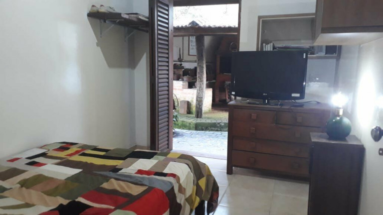 Imagem Casa com 4 Quartos à Venda, 138 m² em Granja Carneiro Viana - Cotia Imagem Casa com 4 Quartos à Venda, 138 m² em Granja Carneiro Viana - Cotia