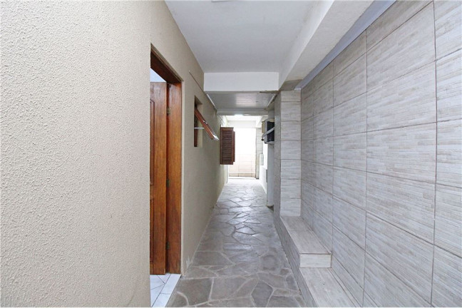 Imagem Casa com 3 Quartos à Venda, 198 m² em Medianeira - Porto Alegre Imagem Casa com 3 Quartos à Venda, 198 m² em Medianeira - Porto Alegre