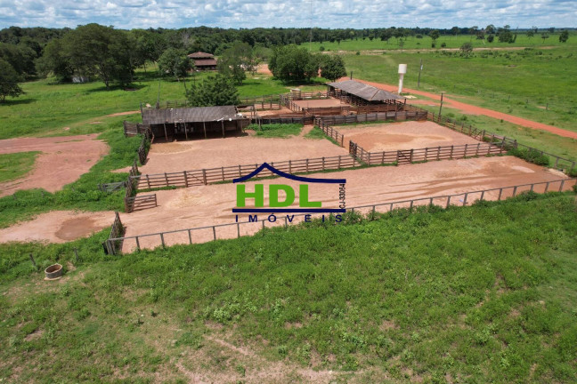 Fazenda à Venda,  em Fazenda - Araguaiana