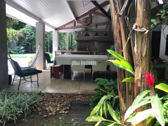 Imagem Casa com 3 Quartos para Alugar, 539 m² em Morumbi - São Paulo Imagem Casa com 3 Quartos para Alugar, 539 m² em Morumbi - São Paulo