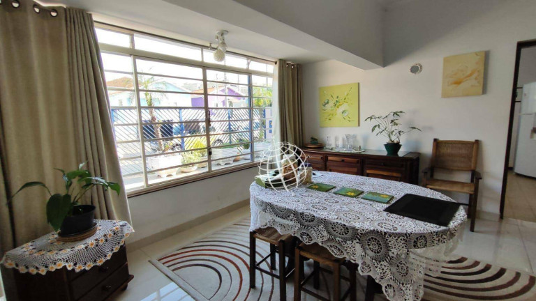 Imagem Casa com 3 Quartos à Venda ou Locação, 266 m² em Centro - Atibaia
