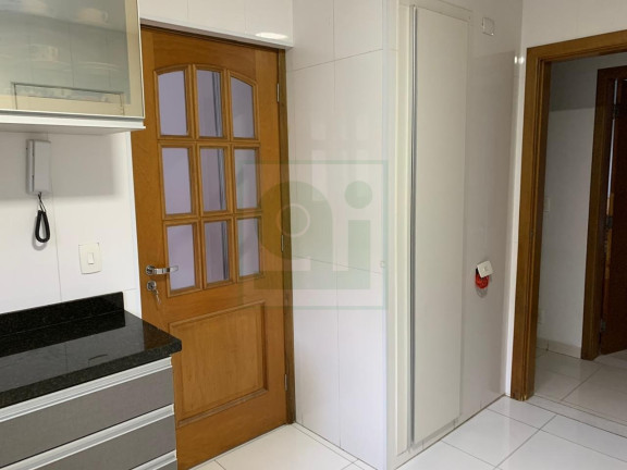 Imagem Casa com 5 Quartos à Venda, 250 m² em Parque Ipe - São Paulo