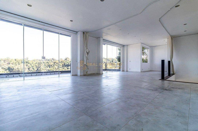 Casa com 4 Quartos à Venda, 436 m² em Vila Progresso - Niterói