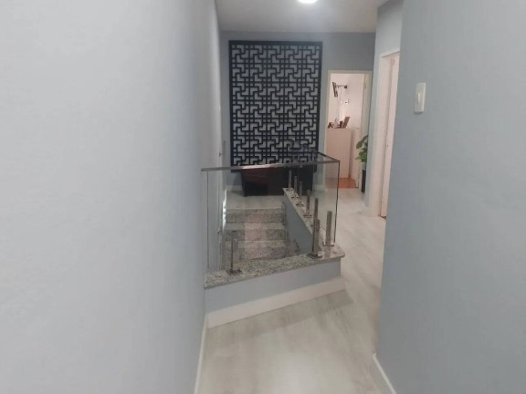 Imagem Sobrado com 4 Quartos à Venda, 294 m² em Ponta Da Praia - Santos