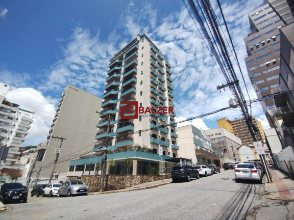 Apartamento com 3 Quartos à Venda, 150 m² em Centro - Florianópolis