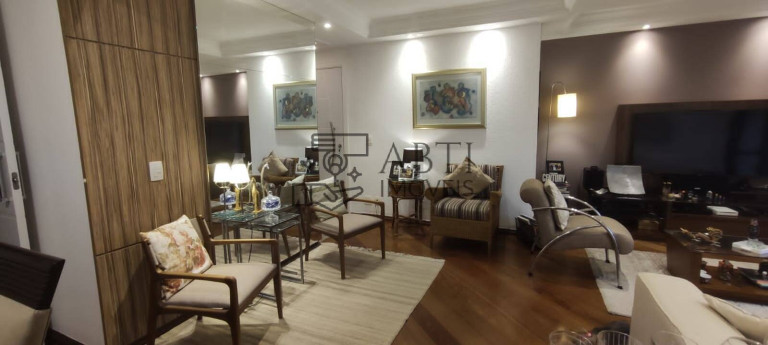 Imagem Apartamento com 3 Quartos à Venda, 110 m² em Moema - São Paulo
