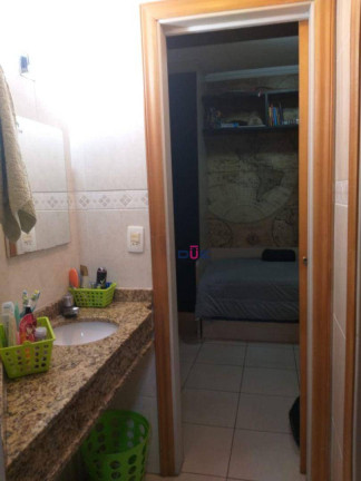 Imagem Apartamento com 3 Quartos à Venda, 215 m² em Estuário - Santos