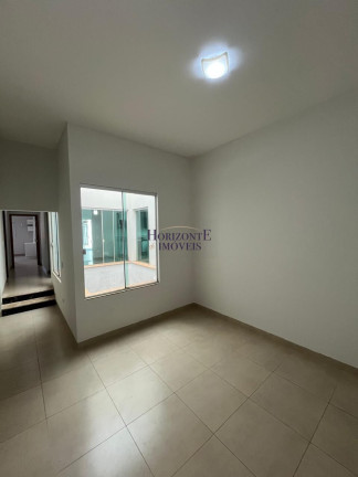 Imagem Casa com 3 Quartos à Venda, 244 m² em Mata Do Jacinto - Campo Grande Imagem Casa com 3 Quartos à Venda, 244 m² em Mata Do Jacinto - Campo Grande