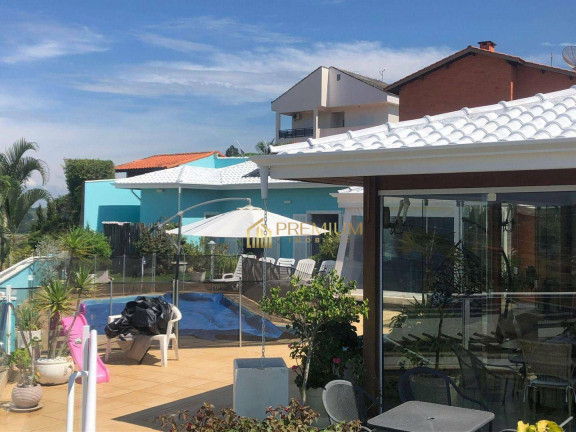 Imóvel com 4 Quartos à Venda, 450 m² em Centro - Igaratá