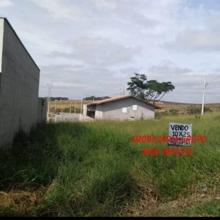 Terreno à Venda, 250 m² em Chácara São Félix - Taubaté