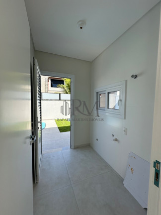 Imagem Sobrado com 3 Quartos à Venda, 176 m² em Lagoa Da Conceição - Florianópolis