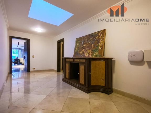 Imagem Casa com 8 Quartos à Venda, 700 m² em Jardim Social - Curitiba