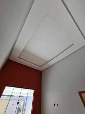 Imagem Casa com 3 Quartos à Venda, 180 m² em Goiânia Imagem Casa com 3 Quartos à Venda, 180 m² em Goiânia