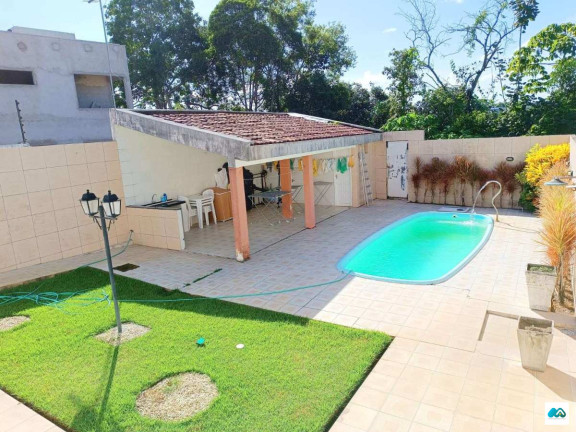 Imagem Casa de Condomínio com 3 Quartos à Venda, 220 m²