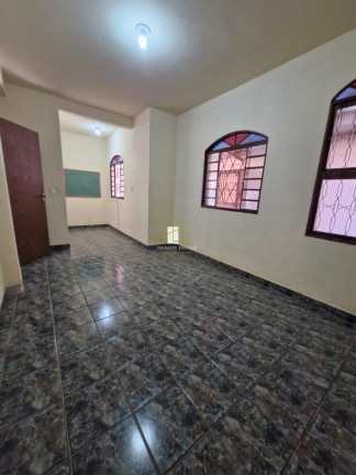 Casa com 4 Quartos à Venda, 253 m² em Eldorado - Serra