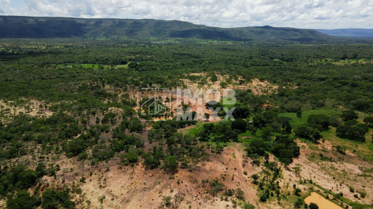 Imagem Imóvel com 3 Quartos à Venda, 333 m² em Zona Rural - Buritis