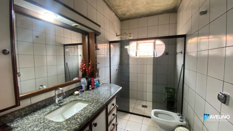 Imagem Casa com 3 Quartos à Venda, 210 m² em Vila São Luiz - Dourados Imagem Casa com 3 Quartos à Venda, 210 m² em Vila São Luiz - Dourados