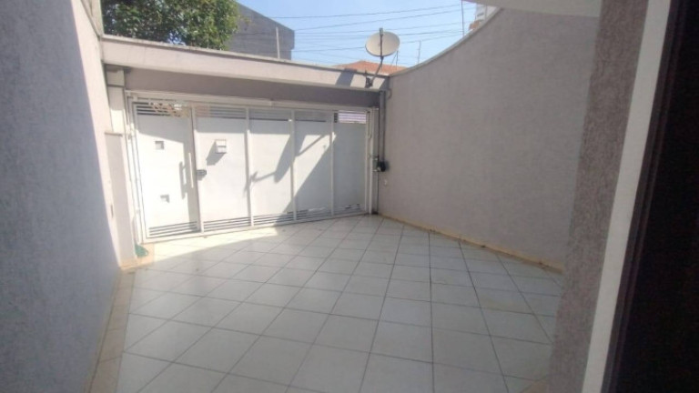 Imagem Casa com 3 Quartos para Alugar, 130 m² em Jardim - Santo André Imagem Casa com 3 Quartos para Alugar, 130 m² em Jardim - Santo André
