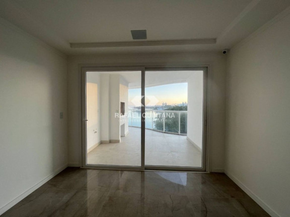 Imagem Cobertura com 4 Quartos à Venda, 225 m² em Coqueiros - Florianópolis