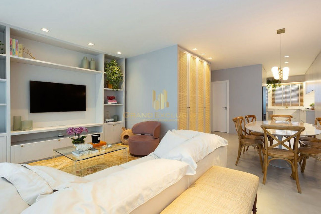 Imagem Apartamento com 3 Quartos à Venda, 120 m² em Centro - Balneário Camboriú Imagem Apartamento com 3 Quartos à Venda, 120 m² em Centro - Balneário Camboriú