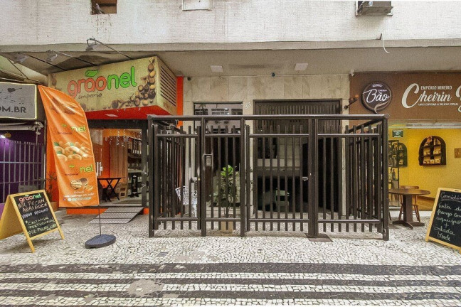 Imagem Imóvel com 2 Quartos à Venda, em Copacabana - Rio De Janeiro Imagem Imóvel com 2 Quartos à Venda, em Copacabana - Rio De Janeiro