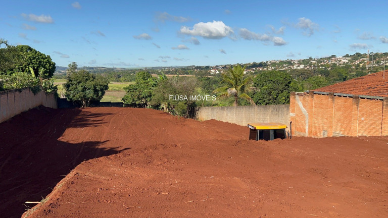 Imagem Terreno à Venda, 1.674 m² em Bonfim Paulista - Bonfim Paulista Imagem Terreno à Venda, 1.674 m² em Bonfim Paulista - Bonfim Paulista