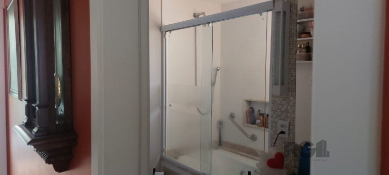 Imagem Apartamento com 2 Quartos à Venda, 140 m² em Centro Histórico - Porto Alegre Imagem Apartamento com 2 Quartos à Venda, 140 m² em Centro Histórico - Porto Alegre