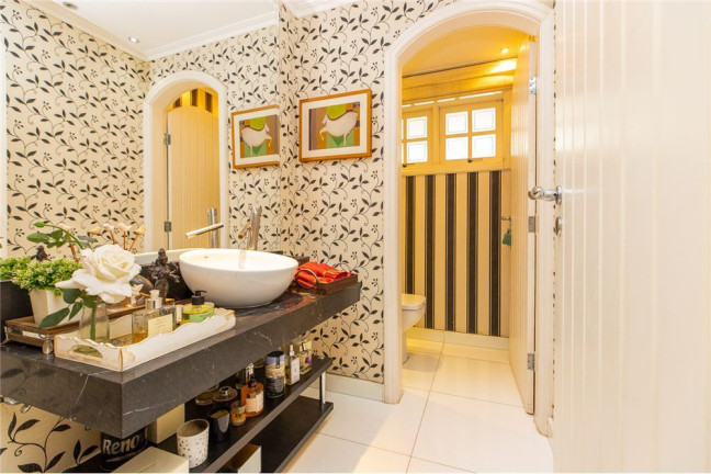 Imagem Casa com 5 Quartos à Venda,  em Alto De Pinheiros - São Paulo