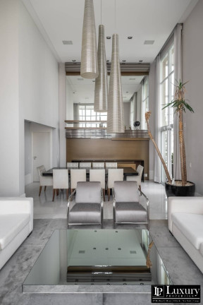 Imagem Apartamento com 4 Quartos à Venda, 346 m² em Moema - São Paulo Imagem Apartamento com 4 Quartos à Venda, 346 m² em Moema - São Paulo