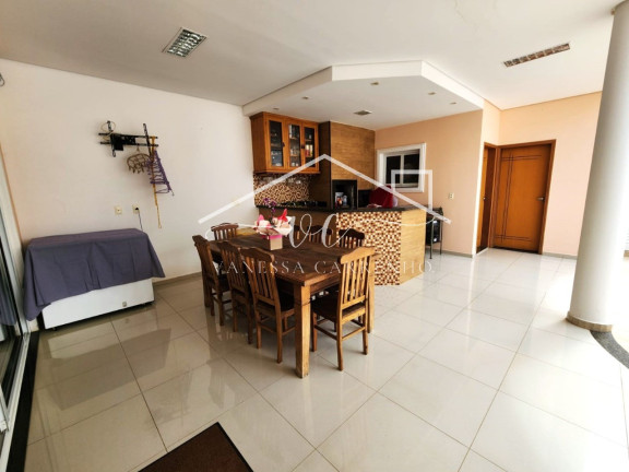 Imagem Casa com 3 Quartos à Venda, 280 m² em Ibiti Royal Park - Sorocaba Imagem Casa com 3 Quartos à Venda, 280 m² em Ibiti Royal Park - Sorocaba