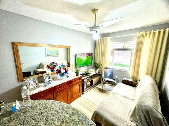 Apartamento com 3 Quartos à Venda, 48 m² em Barreiros - São José
