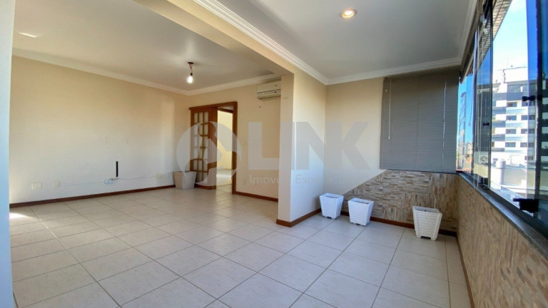 Imagem Imóvel com 2 Quartos à Venda, 186 m² em Jardim Itu - Porto Alegre Imagem Imóvel com 2 Quartos à Venda, 186 m² em Jardim Itu - Porto Alegre